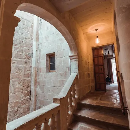 Palazzo Del Pazzo Alloggio in famiglia